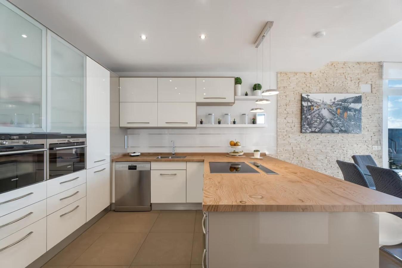 Villa Golden Horizon Con Piscina Privada Climatizada Santa Úrsula Екстериор снимка